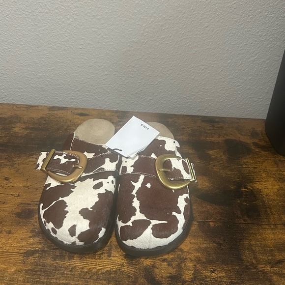 Mango Cow Print Brown Clogs Women’s Size 7 - Picture 3 of 4